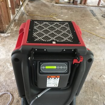 Machine Used For Cleaning The Carpet